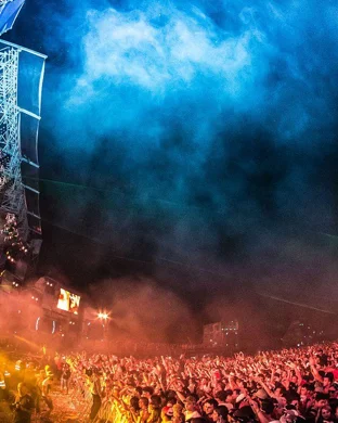 Live concert by Lavern