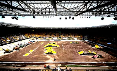 Monster Truck Wars
